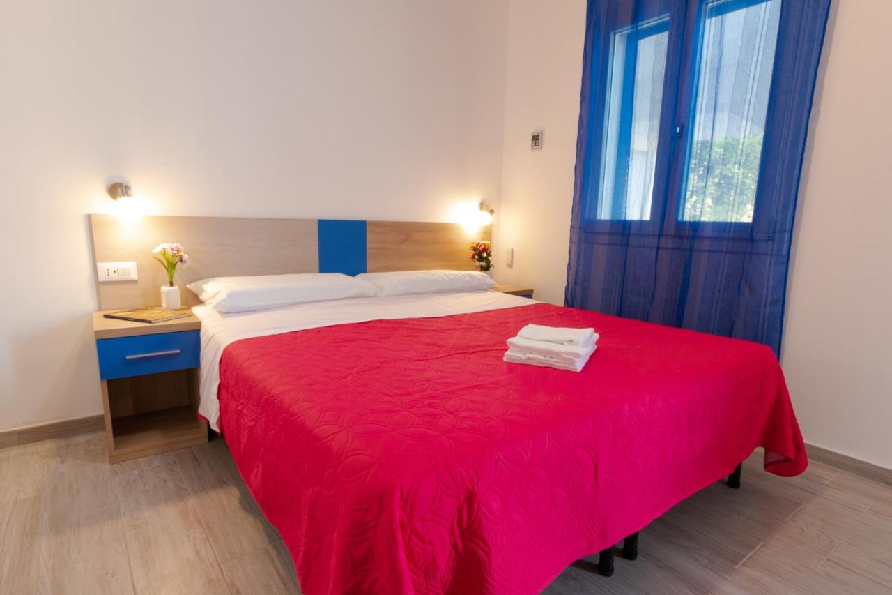 拉卡勒塔 Bed & Blu酒店 外观 照片